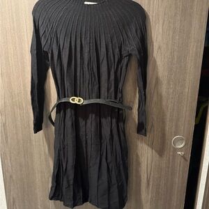 Women’s Madison + Hudson Black Pleated Dress with Belt Size L